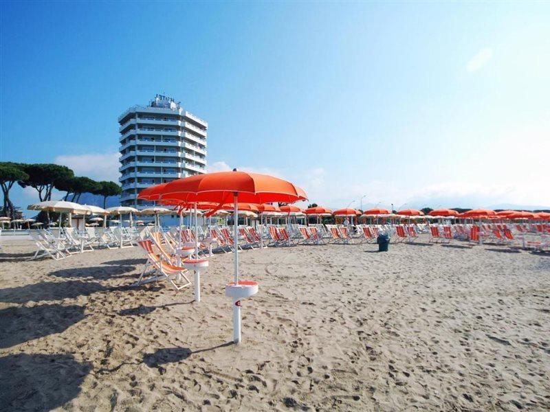 Torre Del Sole Hotel Терачина Екстериор снимка